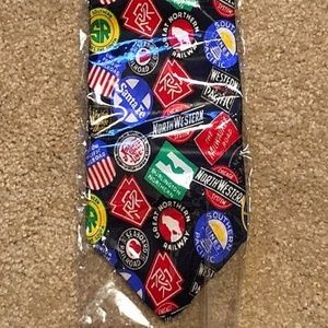 ALYNN “All Aboard” Train logos silk tie New in box
